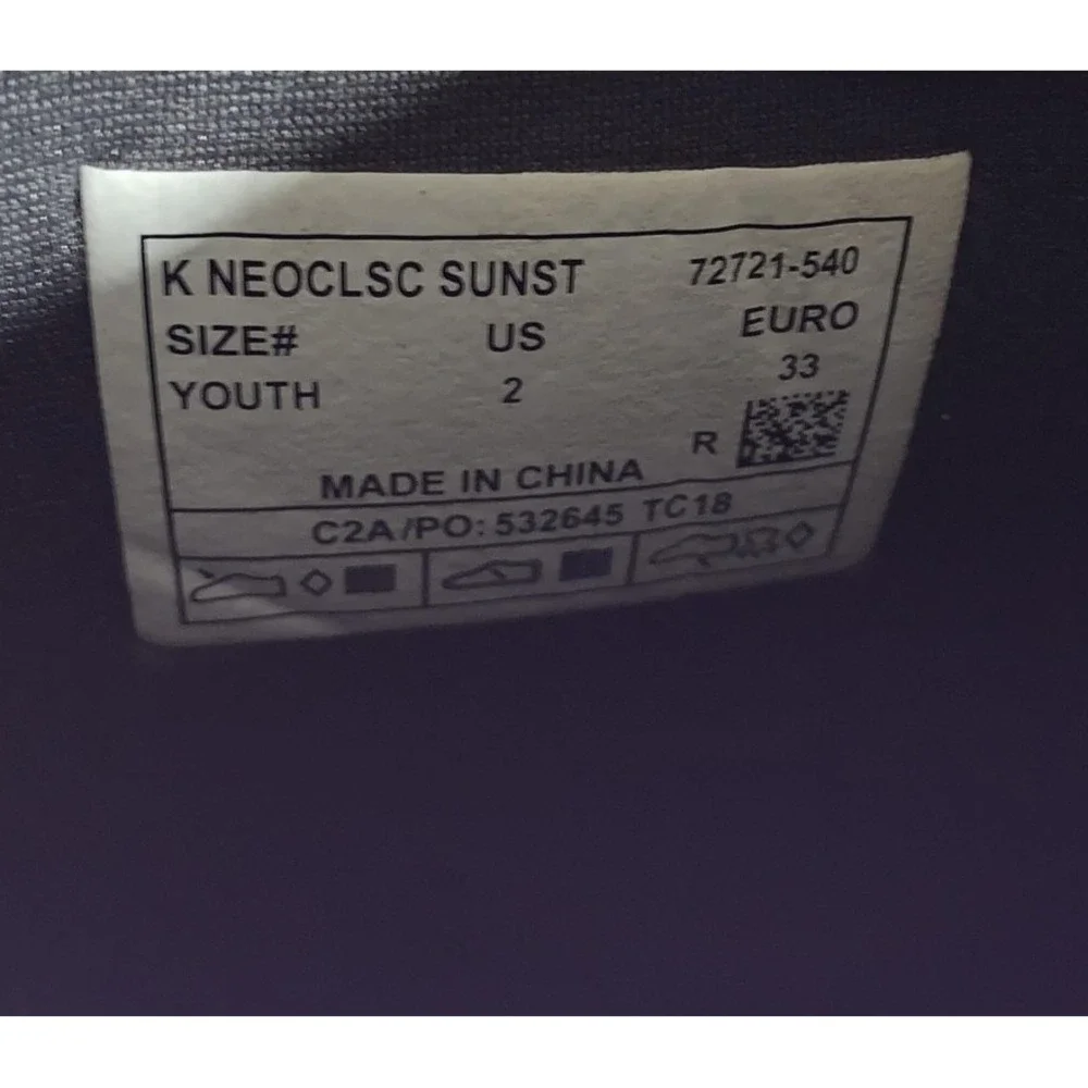 Bogs Neo-Classic Sunset Boots Kids Size 2 Purple Camo Print Waterproof Winter